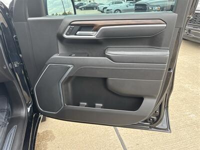 2025 GMC Sierra 1500 SLT   - Photo 14 - Dallas, TX 75252