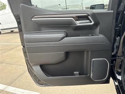 2025 GMC Sierra 1500 SLT   - Photo 12 - Dallas, TX 75252