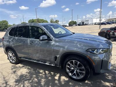 2025 BMW X5 xDrive40i   - Photo 9 - Dallas, TX 75252