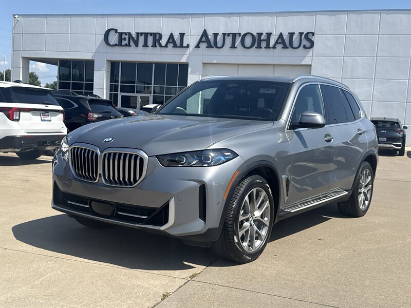 2025 BMW X5 xDrive40i's photo