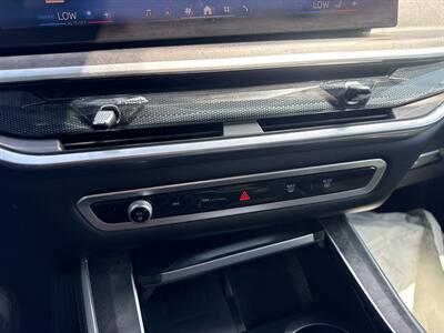 2025 BMW X5 xDrive40i   - Photo 36 - Dallas, TX 75252