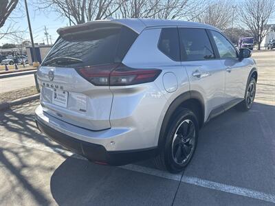 2025 Nissan Rogue SV   - Photo 7 - Dallas, TX 75252