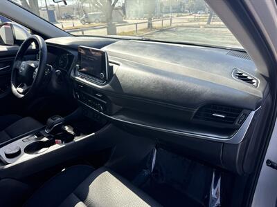 2025 Nissan Rogue SV   - Photo 21 - Dallas, TX 75252