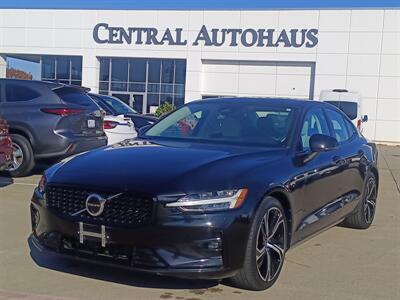 2024 Volvo S60 B5 Plus Dark Theme   - Photo 1 - Dallas, TX 75252