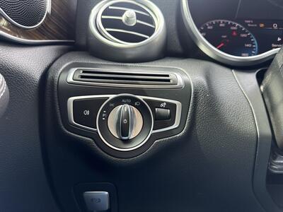 2020 Mercedes-Benz C 300   - Photo 37 - Dallas, TX 75252