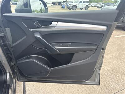 2025 Audi Q5 - Photo 14 - Dallas, TX 75252