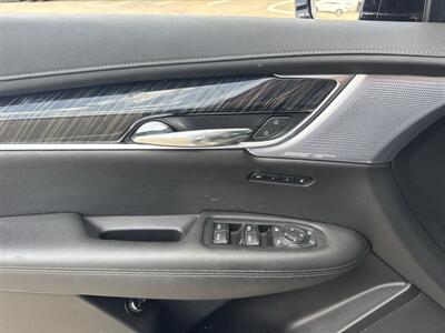 2023 Cadillac XT6 Premium Luxury - Photo 12 - Dallas, TX 75252