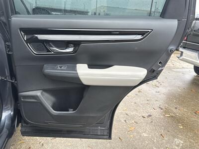 2025 Honda CR-V EX-L - Photo 13 - Dallas, TX 75252