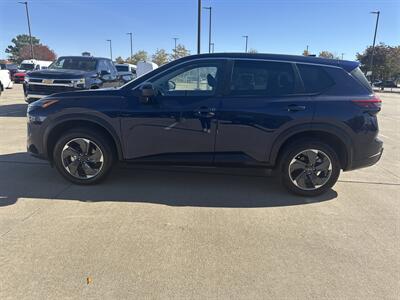 2025 Nissan Rogue SV   - Photo 4 - Dallas, TX 75252