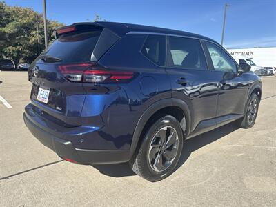 2025 Nissan Rogue SV   - Photo 7 - Dallas, TX 75252