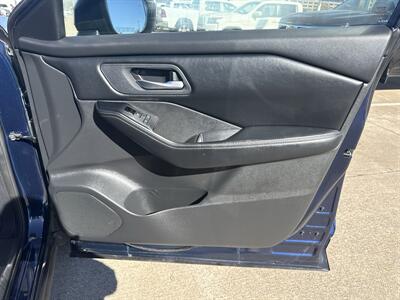 2025 Nissan Rogue SV   - Photo 13 - Dallas, TX 75252