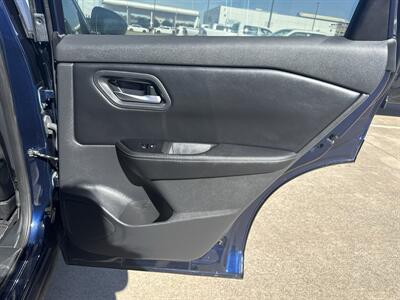 2025 Nissan Rogue SV   - Photo 12 - Dallas, TX 75252