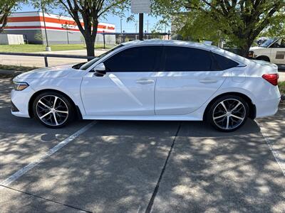 2024 Honda Civic Touring   - Photo 4 - Dallas, TX 75252