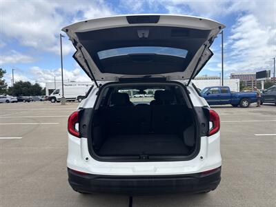 2022 GMC Terrain SLE   - Photo 15 - Dallas, TX 75252