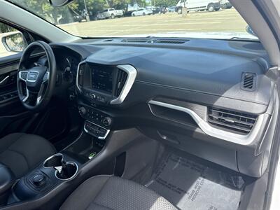 2022 GMC Terrain SLE   - Photo 21 - Dallas, TX 75252