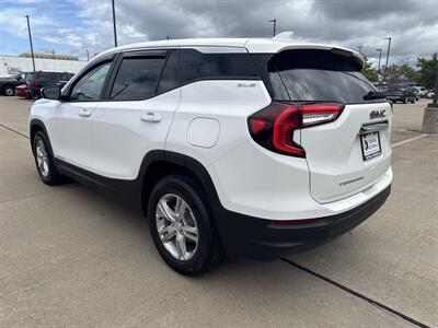 2022 GMC Terrain SLE   - Photo 5 - Dallas, TX 75252