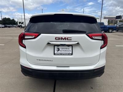 2022 GMC Terrain SLE   - Photo 6 - Dallas, TX 75252