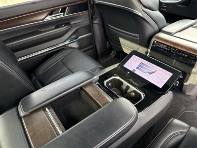 2024 Jeep Grand Wagoneer L   - Photo 38 - Dallas, TX 75252