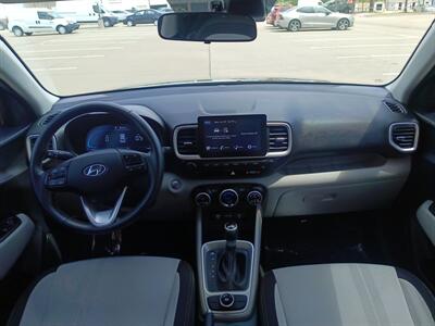 2024 Hyundai VENUE SEL   - Photo 19 - Dallas, TX 75252