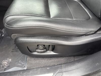 2024 Jaguar F-PACE P250 R-Dynamic S   - Photo 19 - Dallas, TX 75252