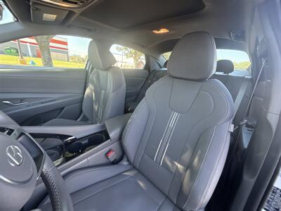 2025 Hyundai ELANTRA SEL Convenience   - Photo 29 - Dallas, TX 75252