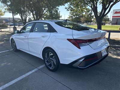 2025 Hyundai ELANTRA SEL Convenience   - Photo 5 - Dallas, TX 75252