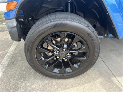 2024 Jeep Wrangler Sahara 4xe - Photo 35 - Dallas, TX 75252