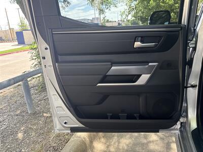 2023 Toyota Tundra SR5   - Photo 15 - Dallas, TX 75252