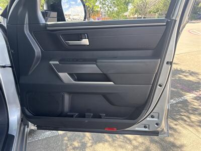 2023 Toyota Tundra SR5   - Photo 18 - Dallas, TX 75252