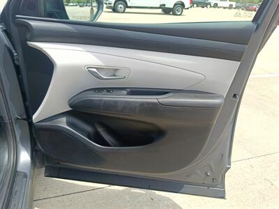 2025 Hyundai TUCSON SEL   - Photo 13 - Dallas, TX 75252