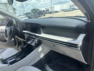 2025 Hyundai TUCSON SEL   - Photo 23 - Dallas, TX 75252