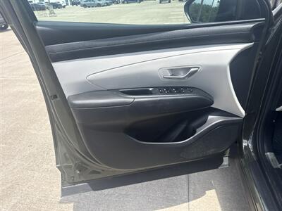 2025 Hyundai TUCSON SEL   - Photo 10 - Dallas, TX 75252