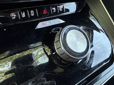 2024 Jeep Wagoneer L Series II   - Photo 35 - Dallas, TX 75252