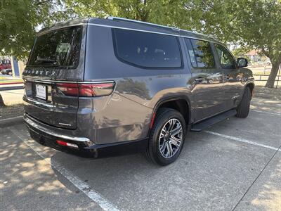 2024 Jeep Wagoneer L Series II   - Photo 8 - Dallas, TX 75252