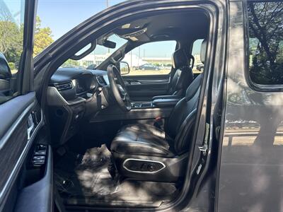 2024 Jeep Wagoneer L Series II   - Photo 18 - Dallas, TX 75252