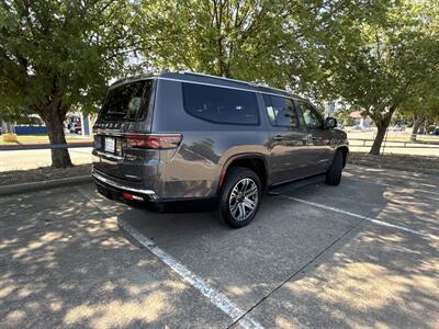 2024 Jeep Wagoneer L Series II   - Photo 7 - Dallas, TX 75252