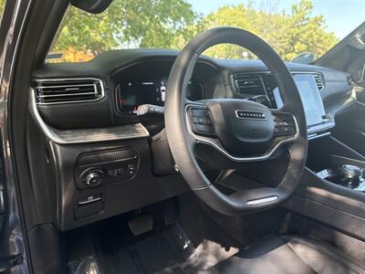 2024 Jeep Wagoneer L Series II   - Photo 16 - Dallas, TX 75252