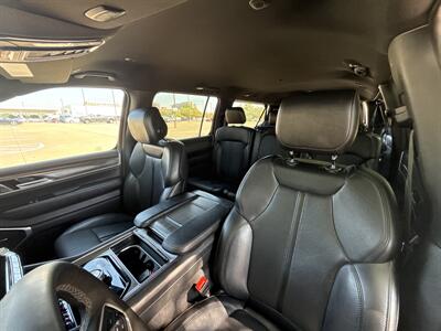 2024 Jeep Wagoneer L Series II   - Photo 23 - Dallas, TX 75252