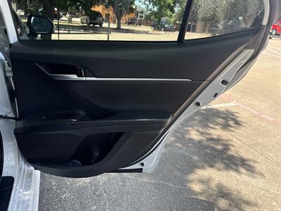 2023 Toyota Camry SE   - Photo 12 - Dallas, TX 75252
