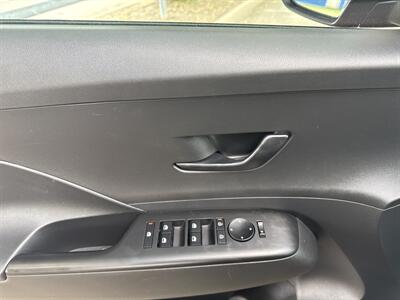2025 Hyundai KONA SEL - Photo 11 - Dallas, TX 75252