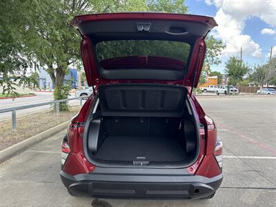 2025 Hyundai KONA SEL - Photo 15 - Dallas, TX 75252