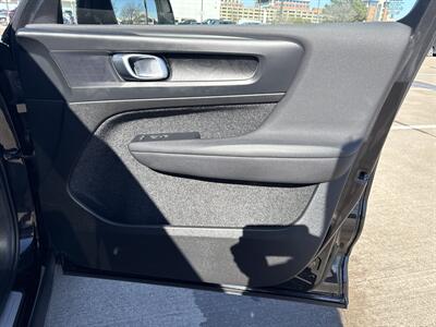 2023 Volvo C40 Recharge Twin Plus e   - Photo 14 - Dallas, TX 75252