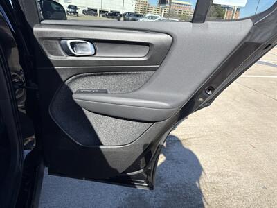 2023 Volvo C40 Recharge Twin Plus e   - Photo 13 - Dallas, TX 75252