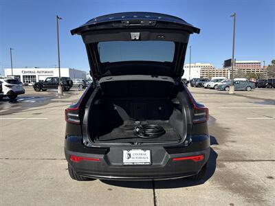 2023 Volvo C40 Recharge Twin Plus e   - Photo 15 - Dallas, TX 75252