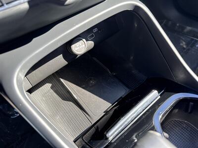 2023 Volvo C40 Recharge Twin Plus e   - Photo 34 - Dallas, TX 75252