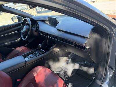 2025 Mazda Mazda3 Hatchback 2.5 S Carbon Edition   - Photo 25 - Dallas, TX 75252