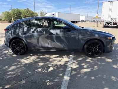 2025 Mazda Mazda3 Hatchback 2.5 S Carbon Edition   - Photo 8 - Dallas, TX 75252