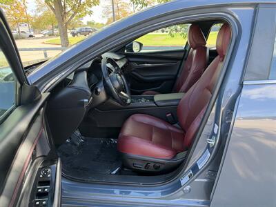 2025 Mazda Mazda3 Hatchback 2.5 S Carbon Edition   - Photo 14 - Dallas, TX 75252