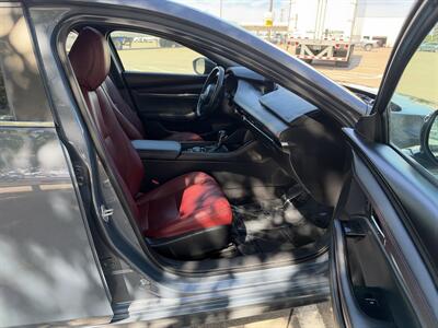 2025 Mazda Mazda3 Hatchback 2.5 S Carbon Edition   - Photo 26 - Dallas, TX 75252
