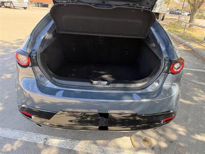 2025 Mazda Mazda3 Hatchback 2.5 S Carbon Edition   - Photo 21 - Dallas, TX 75252